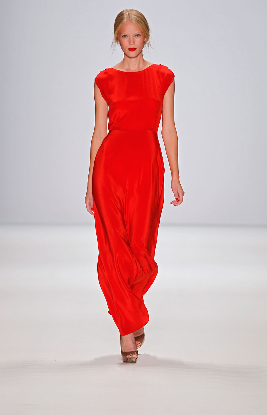 Spring/Summer 2012 by Hien Le (2)